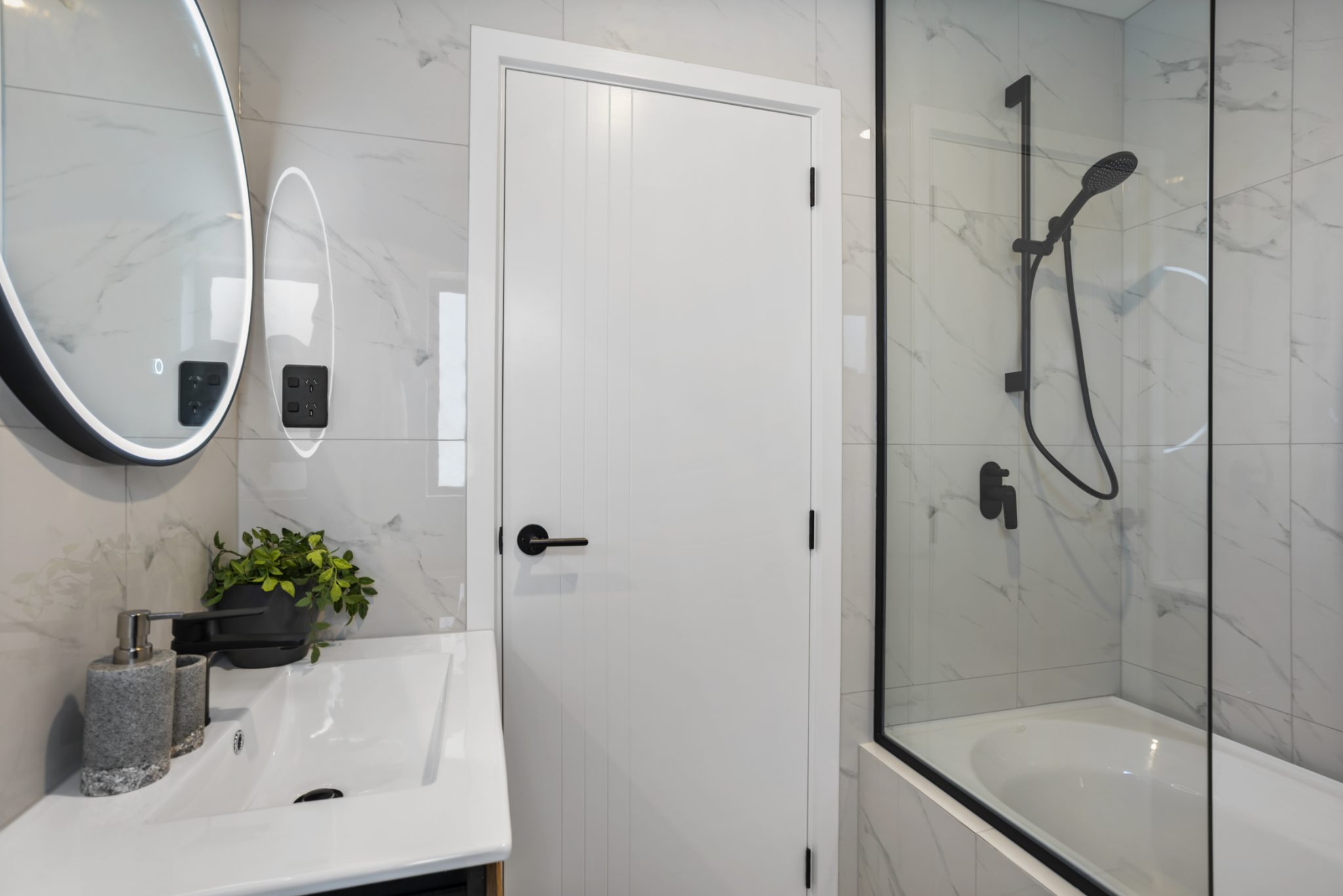 Oakley Ave - Photo 11