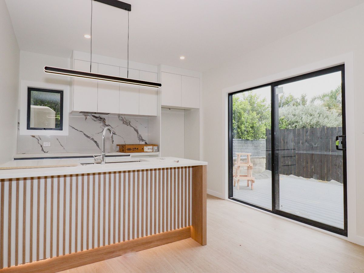 Stand Alone House - Photo 7